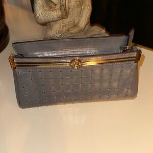 Micheal kors going out purse